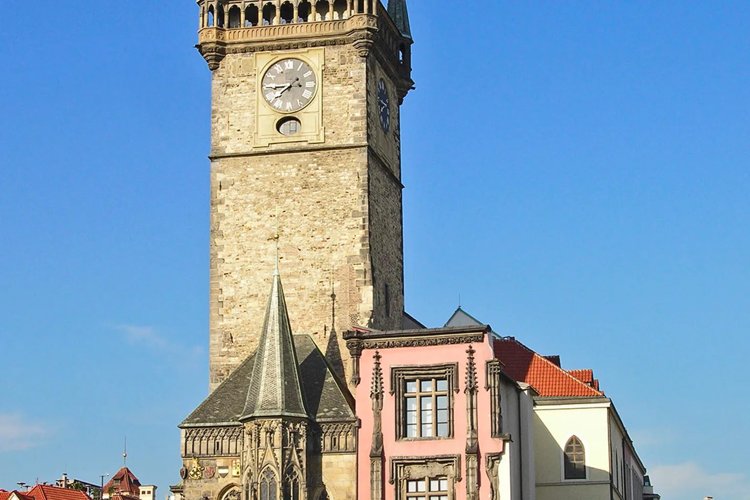 Hôtel de ville de la Vieille Ville : faut-il acheter ses billets en ligne ?