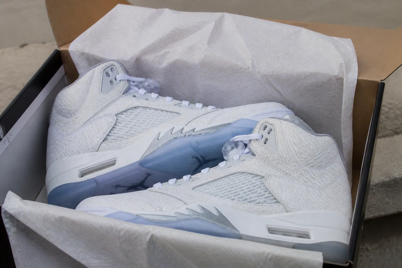 Nike Air Jordan Laser : analyse de la stratégie de vente directe exclusive