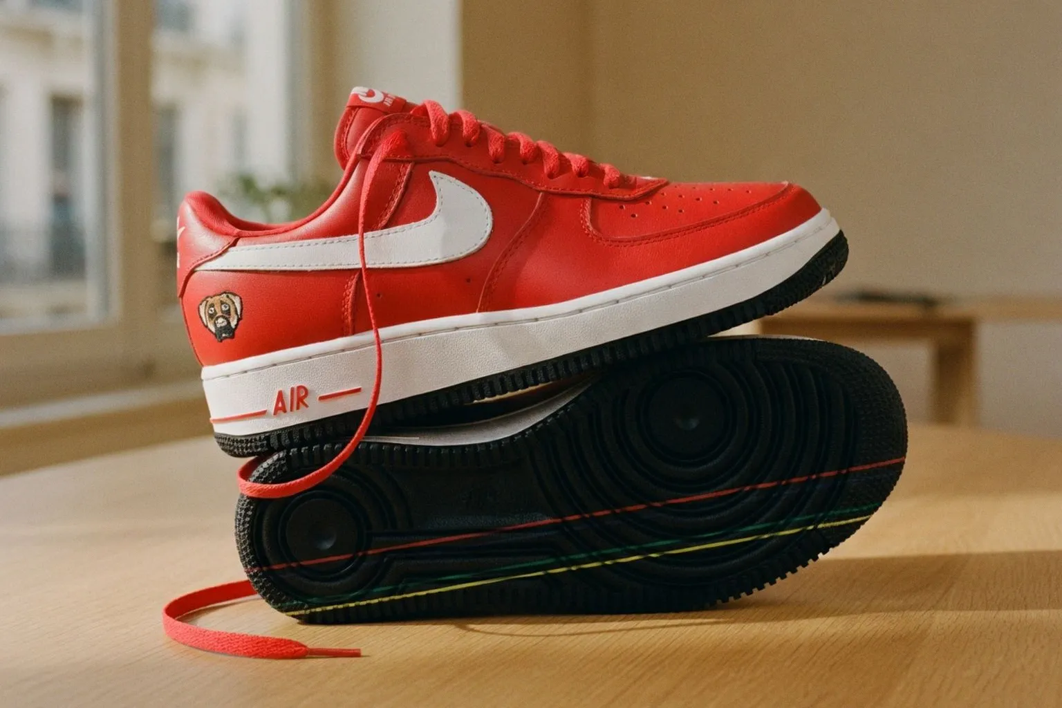 Victor Victor x Nike Air Force 1 University Red : le lancement bascule en ligne